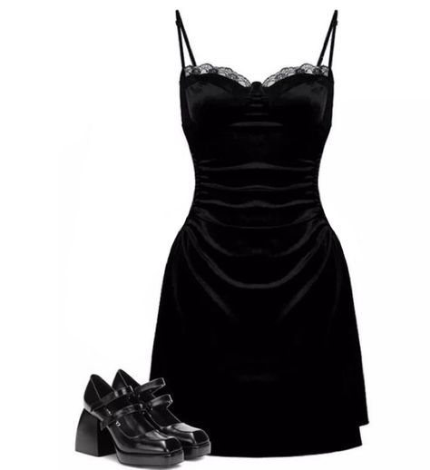 Occasional Clothing Dr, Goth Outfits Png, Downtown Girl Dress, Casual Gothic Outfits, Black Nightdress, Daughter Of Persephone, Outfit Bella Hadid, Alt Dresses, Metal Lords