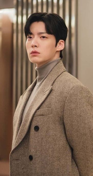 Ah Jae Hyun, Kdrama Drawing, Love With Flaws, Asian Faceclaims, Ahn Jae Hyun, Web Stories, Donnie Wahlberg, Handsome Korean, Retro Fits