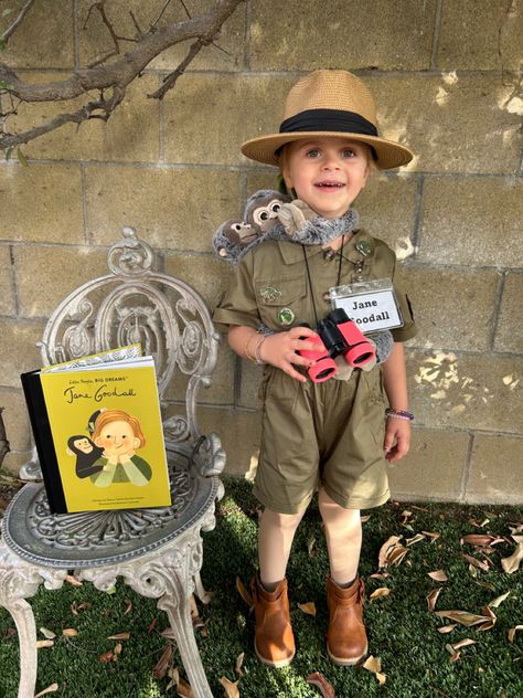 Dr. J. Goodall Halloween Jane Goodall Costume, Jane Goodall, Dr J, World Book Day, Book Day, Book Week, Carnival, Halloween Costumes, Celebrities