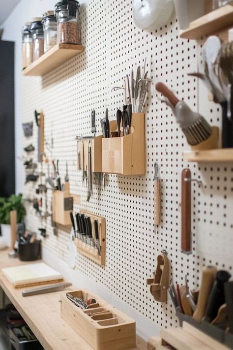 "Stay organized in style with a DIY pegboard organizer! Perfect for crafts, tools, or kitchen essentials. 🛠️✨ #DIYHomeDecor #Organization #CraftRoomIdeas" Pegboard Decor, Craft Wall Organizer, Workshop Planning, Tool Pegboard, Pegboard Craft Room, Pegboard Kitchen, Diy Pegboard, Pegboard Ideas, Basement Suite