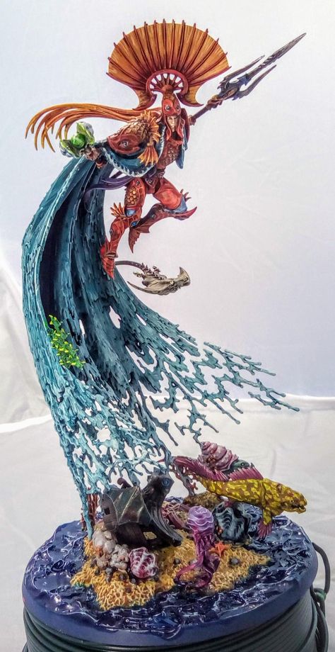 Warhammer Idoneth Deepkin, Warhammer Fantasy Miniatures, Idoneth Deepkin, Warhammer Age Of Sigmar Miniatures, Lizardmen Warhammer, Warhammer Age Of Sigmar, Dnd Minis, Age Of Sigmar, Warhammer Figures