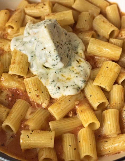 Creamy Rigatoni with Boursin Cheese How To Use Boursin Cheese, Pasta And Boursin Cheese, Creamy Rigatoni With Boursin Cheese, Boursin Cheese Pasta Sauce, Creamy Boursin Pasta, Boursin Baked Pasta, Boursin Mac And Cheese, Borsine Cheese Appetizer Recipes, Creamy Rigatoni Recipes