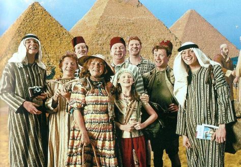 The Weasleys in Egypt The Pyramids, Harry Potter