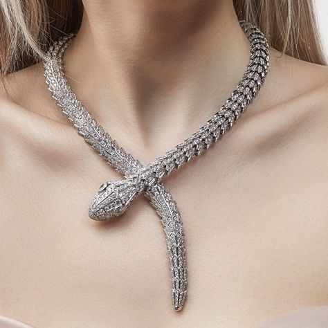 Y/n has harbored a secret crush on Jeongguk since her middle school d… #fanfiction #Fanfiction #amreading #books #wattpad Serpent Necklace Bulgari, Snake Diamond Necklace, Bvlgari Jewelry Serpent, Bulgari Snake Necklace, Bvlgari Snake Necklace, Bvlgari Necklace Snake, Serpenti Bvlgari, Bulgari Necklace, Serpent Necklace