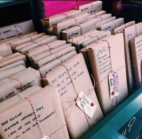 A bookstore where all books are wrapped in paper with a short description so nobody can judge a book by its cover. Book Nooks, Book Store, I Love Books, The Store, Love Book, Book Nerd, Bookstore, A Book, Sake