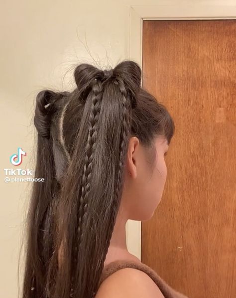 A Ponytail, Hair Arrange, Ribbon Hairstyle, Hair Stylies, Easy Hairstyles For Long Hair, Hair Inspo Color, Aesthetic Hair, Hairstyles Haircuts, Layered Haircuts