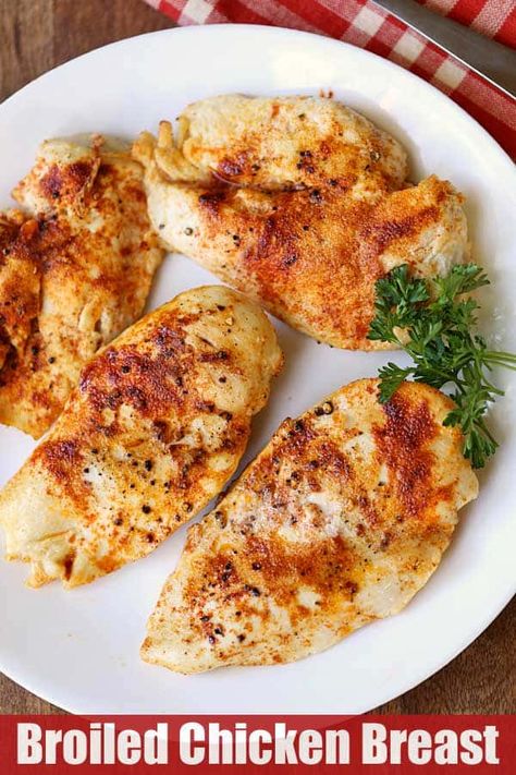 Broiled Chicken Breast, Broiled Chicken Recipes, Chicken Boneless Breast Recipes, Juicy Baked Chicken, Broiled Chicken, Chicken Breast Recipe, Chicken Breast Recipes Healthy, Breast Recipe, Healthy Food Blogs