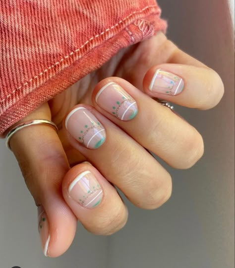 Short Natural Nails Designs, French Tip Short Nails, Bohemian Nails, Nails Boho, Boho Nails, Milky Nails, Cute Short Nails, Chic Nail Art, Beige Nails