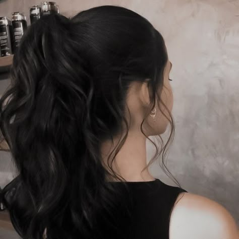 Blaise Zabini, Dark Curly Hair, Black Wavy Hair, Black Hair Aesthetic, Wavy Ponytail, Black Ponytail Hairstyles, Long Black Hair, Long Wavy Hair, Damon Salvatore