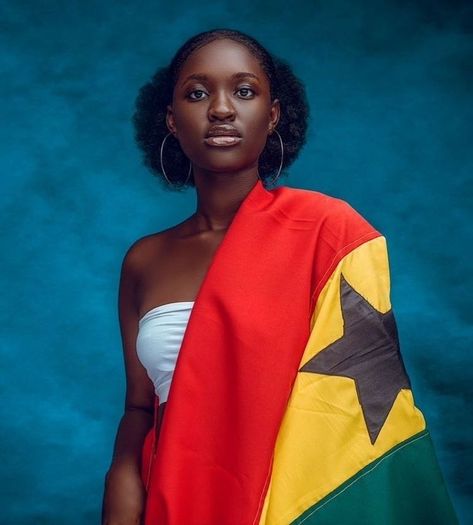 Ghana Flag Aesthetic, Ghana Asthetic, Ghanaian Culture Photography, Flag Photoshoot, Independence Square Ghana, Ghana Flag, Ghana National Football Team, Sunkissed Skin, Studio Portrait Photography