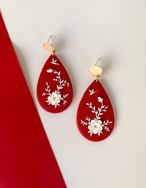 Red Clay Earrings, Red Polymer Clay Earrings, Magic Ideas, Clay Earring Ideas, Metal Magic, Clay Flower Jewelry, Red Flower Earrings, Clay Embroidery, Clay Material