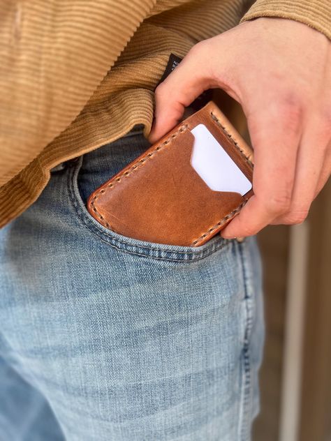 Money Clip Leather Wallet Leather Wallets For Men, Man Crafts, Wallets For Men, Handmade Leather Wallet, Clip Wallet, Money Clip Wallet, Leather Wallets, Minimalist Designs, Leather Wallet Mens