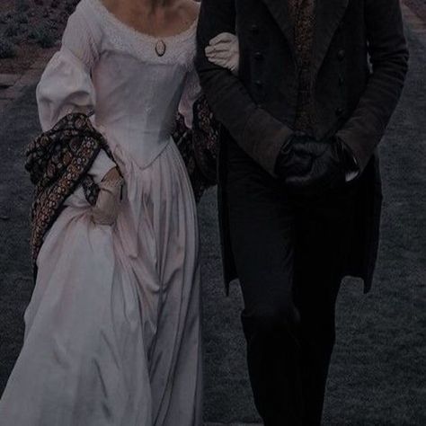 Victorian London Aesthetic, Victorian Era Aesthetic, 1800s Aesthetic, The Duke And I, Era Victoria, Royalty Core, The Bridgertons, Royal Core, Victorian Aesthetic