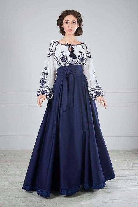 Folk Dresses, Mexican Dresses, فستان سهرة, Skirt Maxi, Fantasy Fashion, Mode Vintage, Sewing Dresses, Traditional Dresses, Stylish Dresses