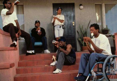 Boys N The Hood, Hood Wallpapers, Cultura Hip Hop, Black Movies, Boyz N The Hood, Gangster Films, Estilo Cholo, Night Film, 90s Hip Hop Fashion