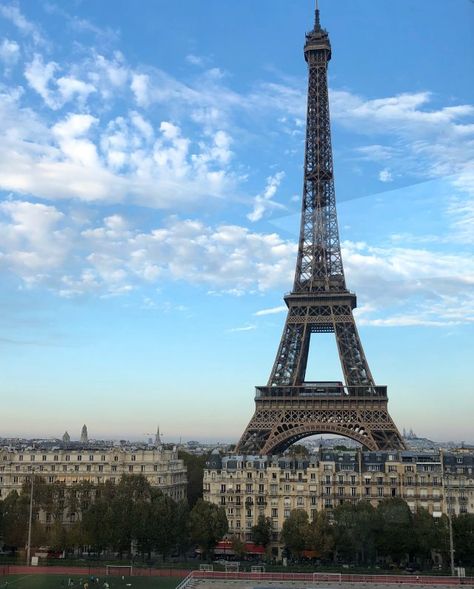 Life In Paris, Paris France Eiffel Tower, Eiffel Tower Photography, David Lebovitz, France Eiffel Tower, Best Vacation Destinations, Paris Tours, Paris Aesthetic, Paris City