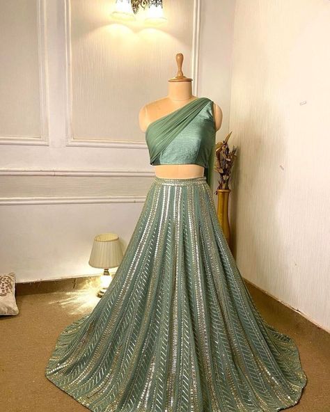 Sage Green Lehenga, Party Wear Lengha, Bridesmaid Lengha, Green Lehenga Choli, Simple Lehenga, Mehendi Outfits, Gown Party Wear, Wedding Lehenga Designs, Lehenga Designs Simple