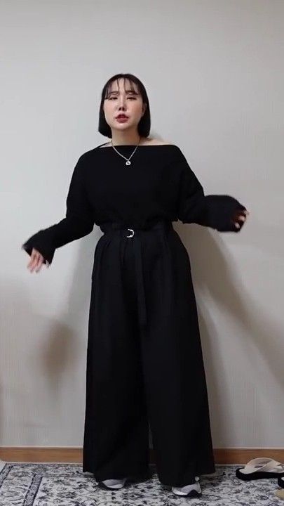 Japanese Street Fashion Plus Size, Midsize Semi Formal Outfit, Classy Goth Outfits Plus Size, Plus Size Korean Fashion Women's Casual, Kpop Plus Size Outfits, Midsize Korean Fashion, Korean Big Size Fashion, Plus Size Japanese Fashion, Chubby Korean Outfits