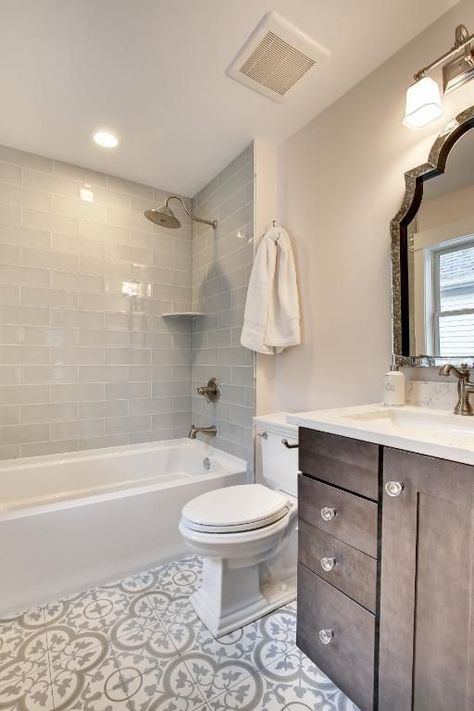 Grey Bathroom Floor, Gray Shower Tile, Ensuite Ideas, Subway Tile Showers, Grey Subway Tiles, Shower Over Bath, Spare Bathroom, Bathtub Tile, Patterned Tile