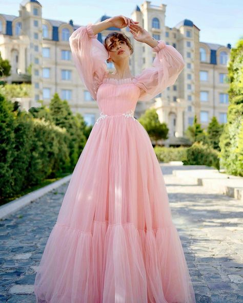 Bridal Shower Dress For Bridesmaid, Gorgeous Wedding Dress Princesses, Tulle Dress Long, Princess Bridal Gown, Prom Dress Inspo, Pregnancy Dress, Most Beautiful Wedding Dresses, Frilly Dresses, Maternity Gown