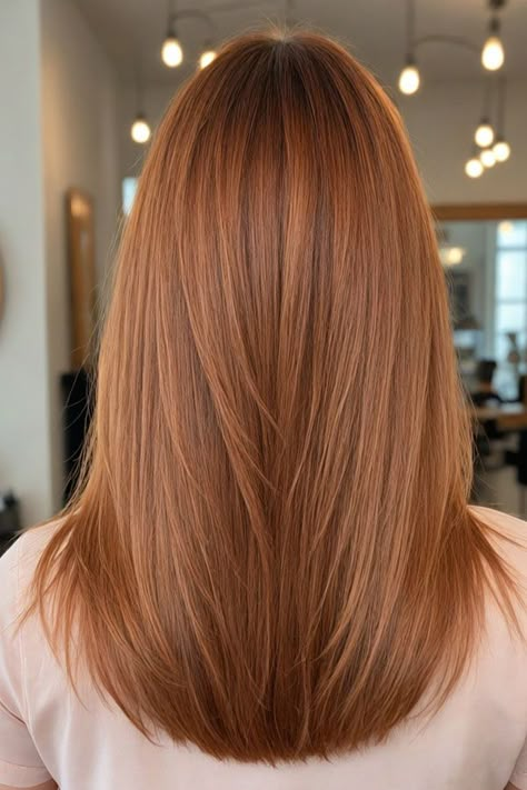 Straight Auburn Hair With Highlights, Red Hair Pink Undertones, Balayage Autumn Hair Colors, Light Auburn Short Hair, Chestnut Auburn Hair Color, Level 6 Red Hair Color, Autumn Hair Ideas, Light Auburn Copper Hair, Toffee Colored Hair