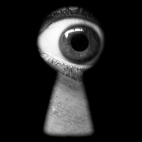 Eye Through Keyhole, Eye In Keyhole, Locked Art, Keyhole Art, Secrets Aesthetic, Lock In, Negative Space Photography, Macro Fotografia, Big Brother Is Watching