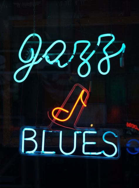 Jazz Aesthetic, Jazz Lounge, Cheap Date Ideas, Jazz Cafe, Beale Street, Jazz Bar, Jazz Art, Jazz Club, Music Pictures