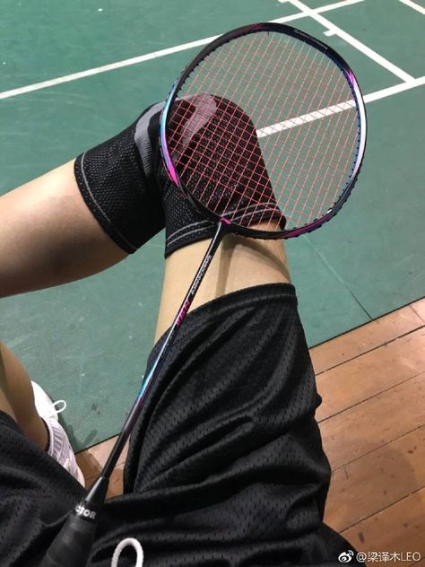 Badminton Vibe, Badminton Fake Story, Badminton Aesthetic Boy, Badminton Aesthetic Girl, Badminton Racket Aesthetic, Badminton Snap, Badminton Court Aesthetic, Badminton Girl Aesthetic, Studying Inspo Student