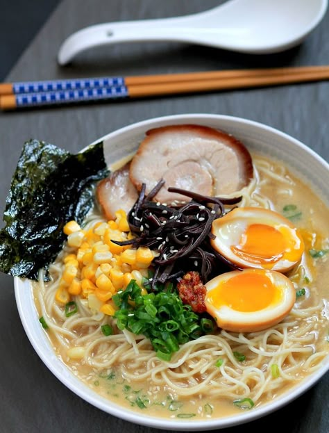 my bare cupboard: Tonkotsu ramen with chashu ( Japanese braised pork belly ) and ajitsuke tamago ( marinated soft-boiled egg ) Japanese Braised Pork Belly, Ramen Homemade, Ajitsuke Tamago, Tonkatsu Pork, Tonkatsu Ramen, Ramen Broth, Pork Ramen, Tonkotsu Ramen, Homemade Soups