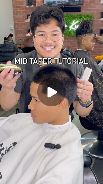 IE Barber • Pico ⚜️ on Instagram: "mid taper tutorial  Ready to master the mid taper fade? 💈🔥 Check out our exclusive tutorial tailored for young men! Whether you’re rocking a buzz cut with straight hair or a style that matches your head shape, we’ve got the tips and tricks you need to nail the look. Say hello to your new go-to style!   #MidTaperTutorial #FadeMastery #BarberTips" Low Taper Haircut Wavy Hair, Mid Taper Fade Short Hair, Mid Fade Buzz Cut Men, Buzz Mid Fade, Buzz Taper Fade Men, Taper Fade With Short Hair, Buzz Cut With Taper, Taper Mid Fade Haircut, Lowfade Taper Straight Hair