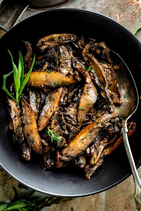 These Easy Sautéed Portobello Mushrooms are a succulent and savory side dish to add to a wide variety of meals. Add these pan-fried portobello slices to crepes, omelettes, to top steak or burgers. They are also a great savory and meaty-textured component to add to plant-based dishes. And the best part is they only take 15 minutes to make! Portobello Mushroom Steak Recipes, Portables Mushroom Steak, Portobello Steak Recipes, Steak And Portabella Mushrooms, Portables Mushroom Recipe, Portabella Mushroom Vegan Recipes, Sliced Portabella Mushrooms, Sauteed Portabella Mushrooms, Big Portabella Mushroom Recipes