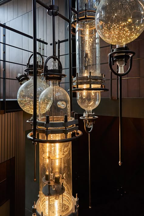 Clockpunk Aesthetic, Victorian Steampunk Aesthetic, Steampunk Restaurant, Alchemist Aesthetic, Steampunk Chandelier, Steampunk Interior, Artwork Architecture, Casa Hobbit, Steampunk Aesthetic