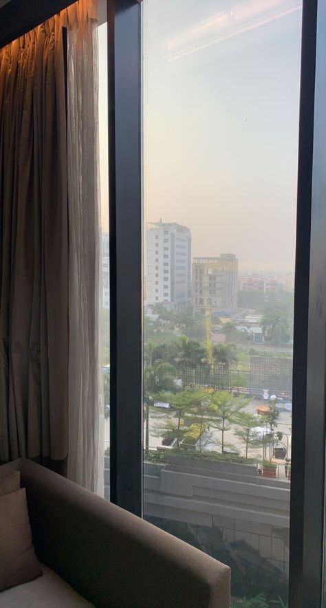 Delhi Room Snap, Staycation Aesthetic Couple, Delhi Hotel Snap, Mumbai Hotel Snap, Hotel Snapchat, Staycation Aesthetic, Hotel Snap, Snapchat Views, Staycation Hotel