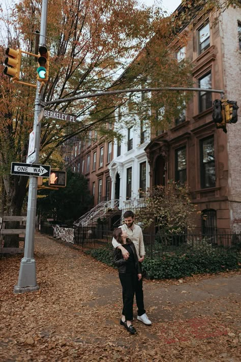 Fall Urban Engagement Photos, New York City Engagement Photos Winter, Fall Photography Couples, Nyc Engagement Shoot Fall, Nyc Fall Engagement Photos, Prospect Park Engagement Photos, Semi Casual Engagement Photos, Fall Nyc Engagement Photos, Brooklyn Engagement Shoot