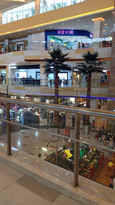 Db City Mall Bhopal Snap, Prozone Mall Aurangabad Snap, Mumbai Mall Snap, Ambience Mall Gurgaon Snap, Faridabad City, Aesthetic Places To Visit, Mall Aesthetic, Snaps For Snapchat, Creative Snaps