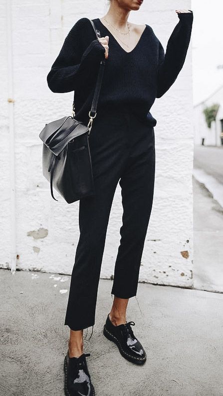 All Black Outfits For Women, Style Pinterest, Minimalist Moda, Looks Jeans, Outfit Street, Woman In Black, Looks Party, All Black Outfit, Ootd Style