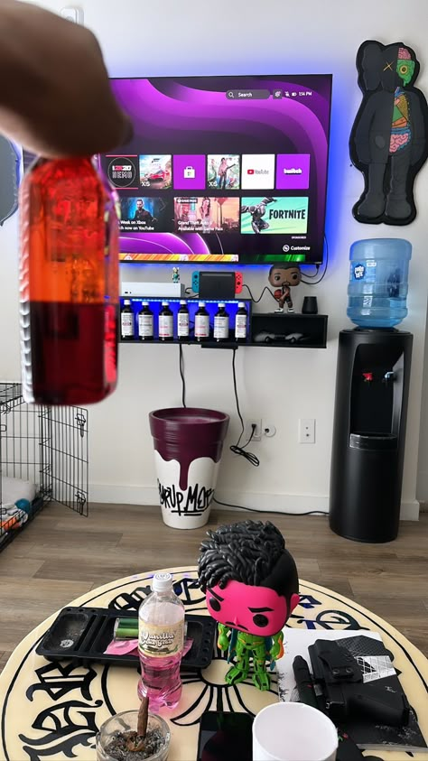 Hypebeast Room Ideas, Sneakerhead Room, Looks Hip Hop, Hypebeast Room, Luxury Room Bedroom, First Apartment Decorating, Chill Room, Luxury Room, House Essentials