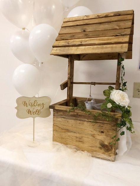 Wood Wishing Well, Wishing Well Table, Wishing Well Bridal Shower, Wishing Well Sign, Wishing Well Ideas, Diy Wishing Wells, Wishing Well Wedding, Well Ideas, Mansion Estate