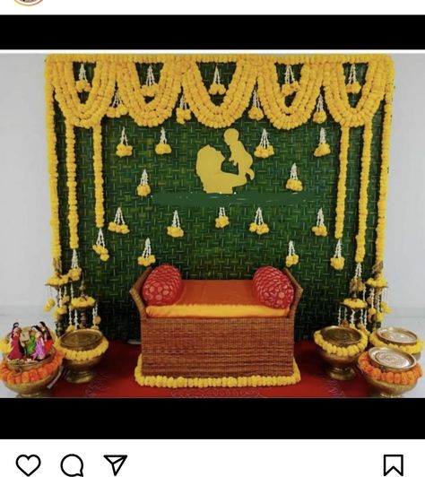 Shrimant Decoration Idea, Seemantham Background Decoration, Decoration Ideas For Srimantham, Sreemantham Backdrop, Srimantham Decoration Ideas, Valaikaapu Decoration, Uyyala Function Decoration At Home, Baby Shower Backdrop Ideas Indian, Baby Shower Ideas Indian Style At Home