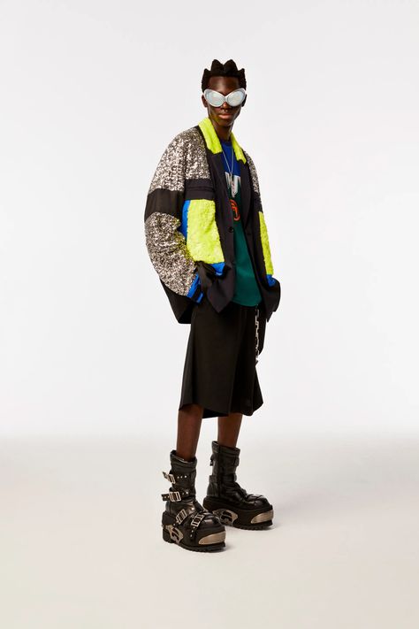 Ambush Spring 2023 Ready-to-Wear Collection | Vogue Club Culture, Buffalo Boots, Spring 2023 Ready To Wear, 2023 Ready To Wear, Rave Fashion, Best Mens Fashion, Mens Trends, Kinds Of Clothes, Tank Girl