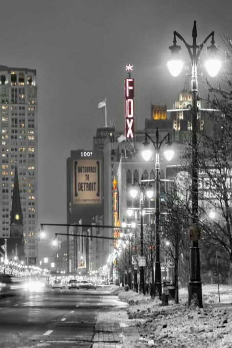 Winter in Detroit. Looks almost magical. Michigan in winter. Detroit Aesthetic, Detroit Tattoo, Detroit Wallpaper, Book Reels, Iphone Wallpaper Quotes Inspirational, Zen Place, Detroit Art, Industrial Landscape, Detroit City