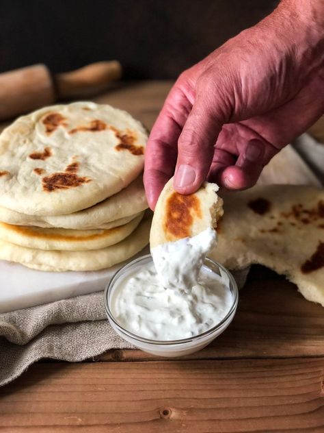 Pita bread – Taking the guesswork out of Greek cooking…one cup at a time Fluffy Pita Bread Recipe, Assorted Breads, Homeschool Cooking, Traditional Greek Recipes, Greek Pita Bread, Greek Pita, Pita Bread Recipe, Bosnian Recipes, Bread Soft