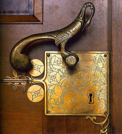 Door handle by Franz von Stuck on the entrance to the Council Room at the Bremen City Hall, Germany. Colonial Balcony, Doorbell Button, Art Deco Door, Door Knobs And Knockers, Door Detail, Cool Doors, Brass Door, Door Furniture, Unique Doors