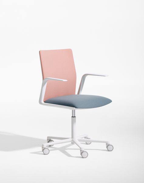 35 Unexpectedly Chic Pieces for an Un-Boring Office - Sight Unseen Shaved Hairstyles, Half Shaved, Best Office Chair, Office Chair Design, Black Office Chair, Pink Chair, Office Seating, Mesh Office Chair, Chaise Design