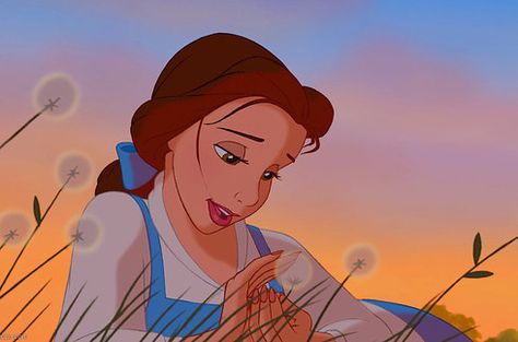 Belle’s hair getting all up in her lip gloss. | If Disney Princesses Had Realistic Hair Disney Princess Songs, French Cartoon, Romantic Disney, Photowall Ideas, Disney Names, Animation Disney, Screen Aesthetic, Disney Belle, Belle Beauty And The Beast