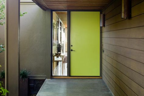 13 Favorite Front Door Colors | HGTV Mid Century Modern Front Door, Green Front Door, Mid Century Modern Renovation, Green Doors, Best Front Door Colors, Front Door Color, Mid Century Modern Exterior, Best Front Doors, Green Front Doors