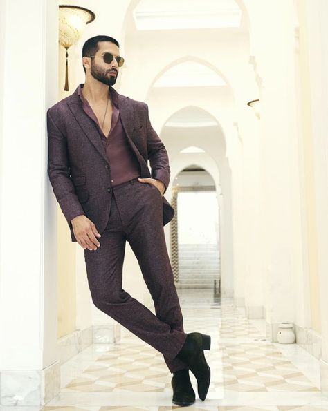 Designer Suits For Men Classy, Blazer Outfits Men Classy, Formal Clothes For Men, Blazer Photoshoot, Formals For Men, Wedding Suits Men Grey, Formal Suits Men, Best Wedding Suits, Formal Dresses For Men