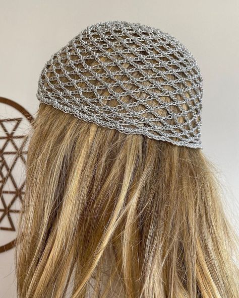 All posts • Instagram Crochet Mesh Hat Pattern Free, How To Crochet Mesh Stitch, Crochet Head Piece, Crochet Mesh Hat, Crochet Bonnet, Crochet Cap, Festival Accessories, Mesh Hat, Handmade Hat