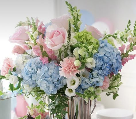 Pink And Blue Flower Centerpieces, Pink Blue And White Flower Arrangements, Blue And Pink Floral Arrangements, Pink And Blue Wedding Flowers Centerpiece, Pink Blue White Flower Arrangement, Blue And Pink Arrangement, Light Blue Pink And White Flowers, Pink Quince Theme, Blue Hydrangea Bouquet