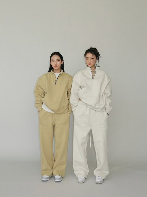 Sweatshirt And Sweatpants Outfits, Outfit Ideas Comfy, Loose Fit Pants, Sweats Outfit, Comfy Sweats, Sweat Suit, Causual Outfits, Soft Hoodie, Quarter Zip Sweatshirt